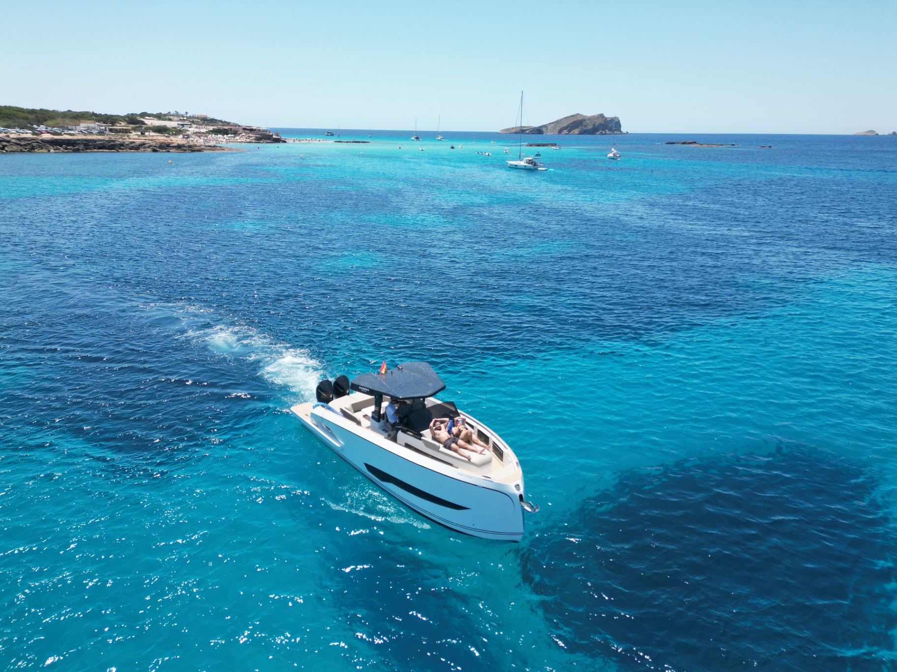 Kumbra 34 aguas cristalinas